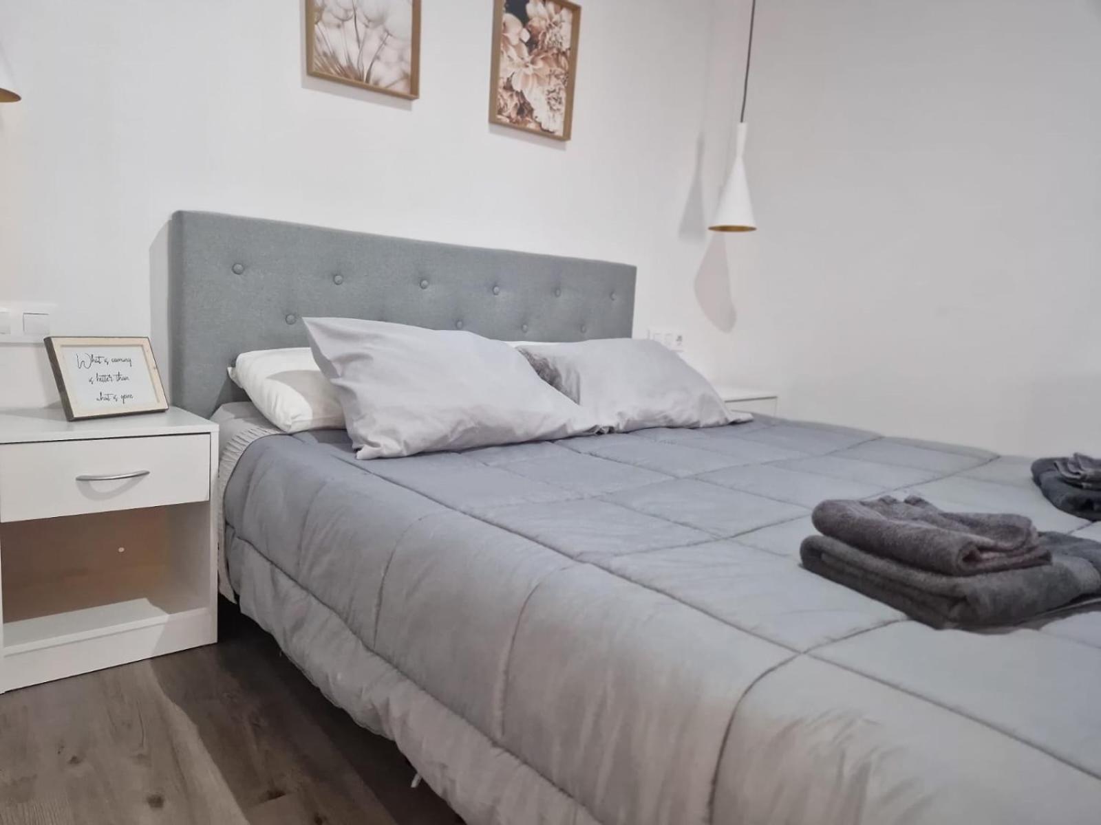 Apartamento Comarca De Haro Exterior foto